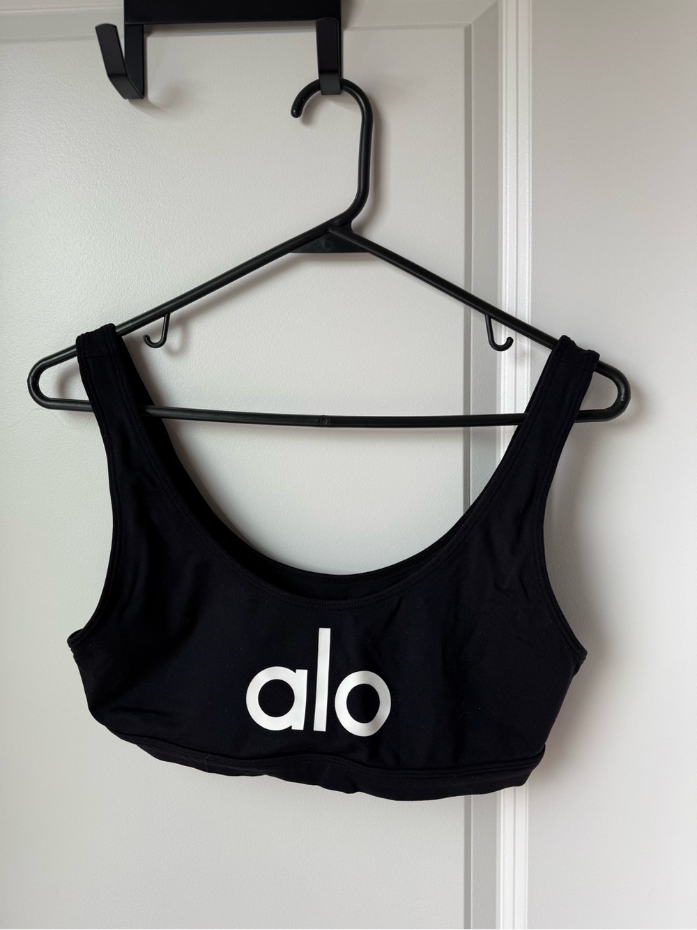 Alo Black Logo Sports Bra